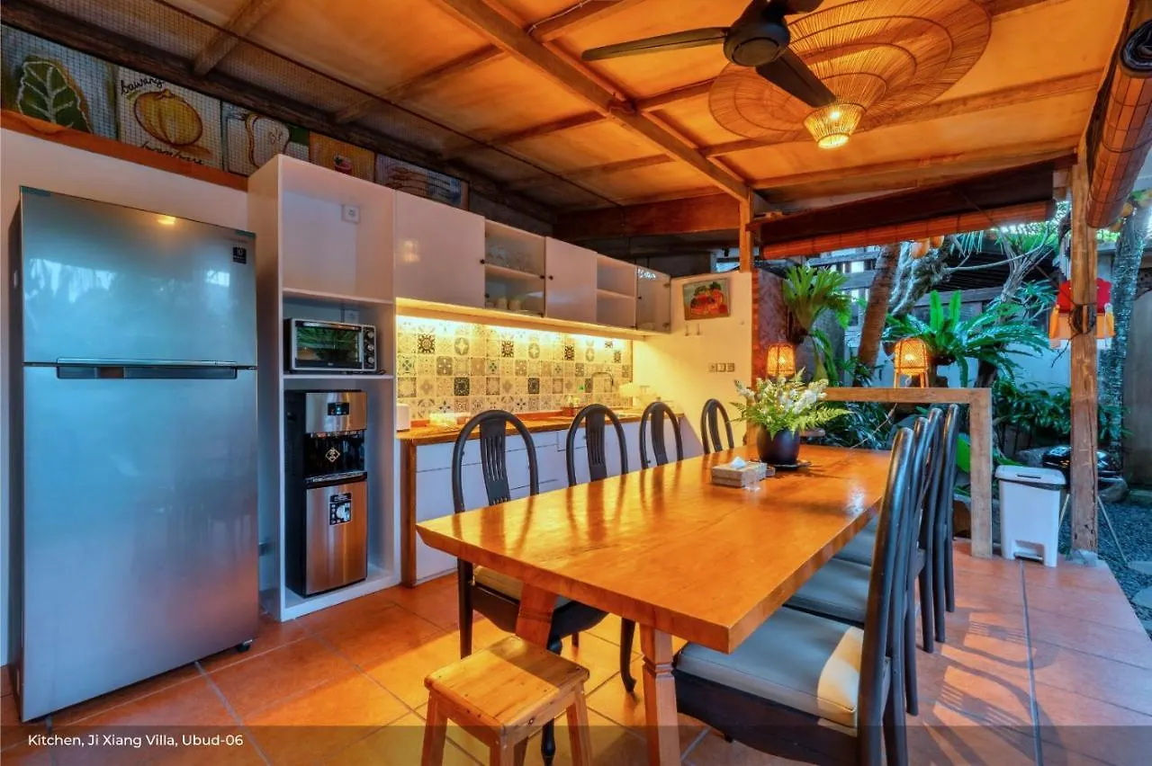 Jixiang Hotel Ubud 0*, 乌布